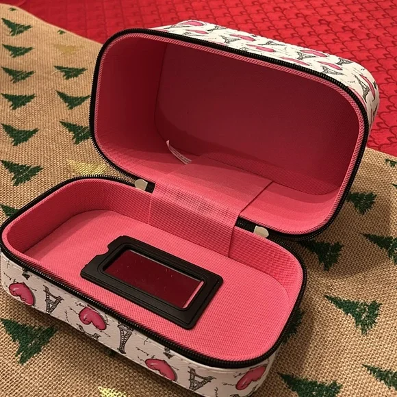 Cosmetic case - Picture 5 of 8